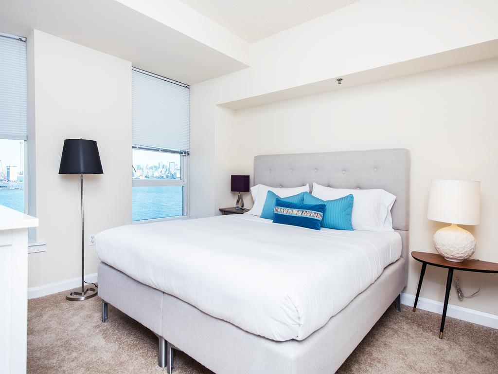 Dharma Home Suites Jc At Exchange Place Джърси Сити Екстериор снимка