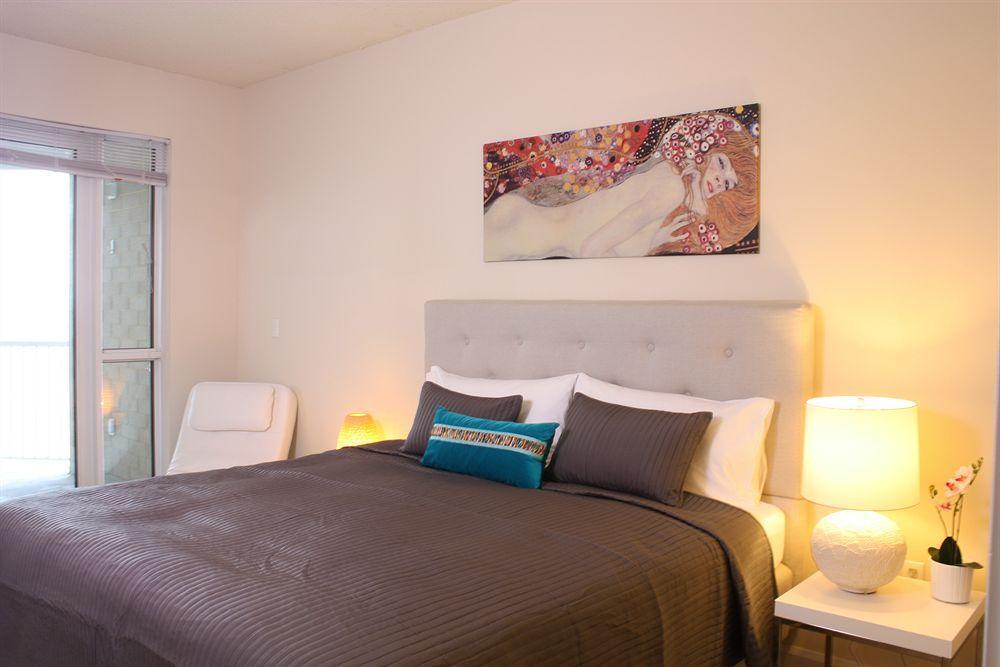 Dharma Home Suites Jc At Exchange Place Джърси Сити Екстериор снимка