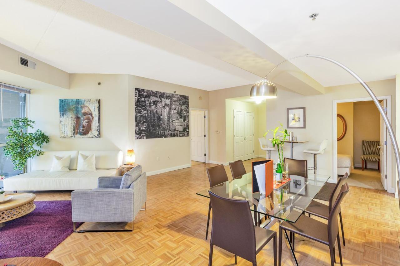 Dharma Home Suites Jc At Exchange Place Джърси Сити Екстериор снимка
